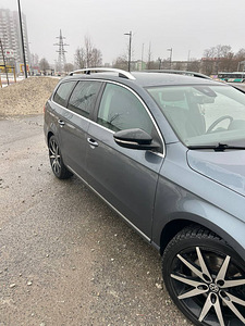 Volkswagen Passat B7 (1 foto / 12)