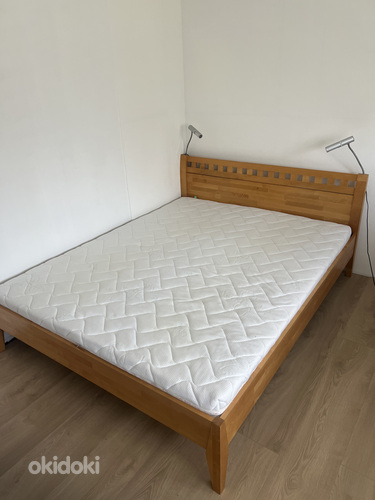 200/180 bed with a mattress