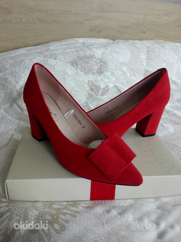 Новые красные туфли (фото #1)