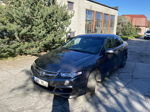 Аренда автомобилей! (2 фото из 2)