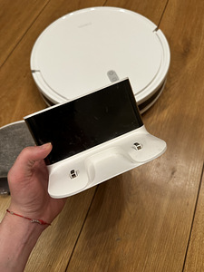 Xiaomi Robot Vacuum E10 (4 foto / 9)
