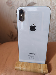 iPhone XS (На запчасти) (1 фото из 4)