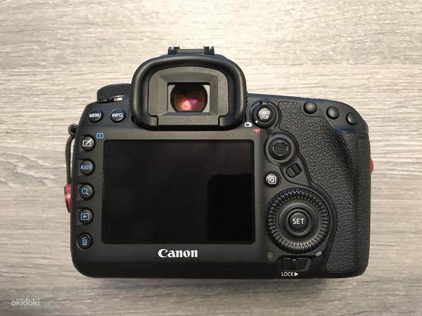 Canon 5D Mark IV (фото #3)