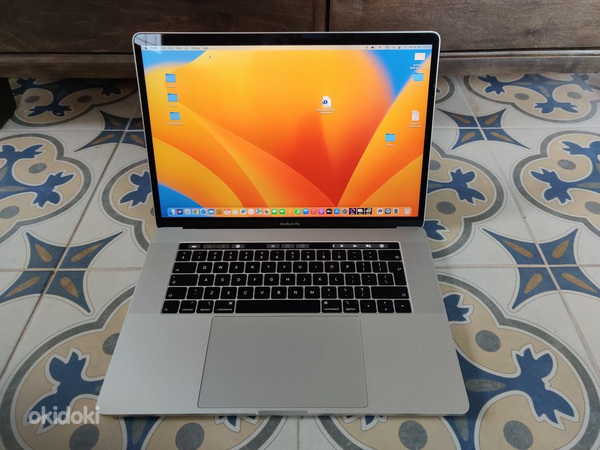 Apple Macbook Pro 16 ГБ, 250 ГБ, 15,4-дюймовый, 2019 г. (фото #3)