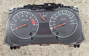 Nissan Note (E11) Spidomeeter (armatuurlaud) (1 foto / 1)