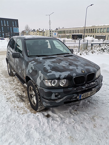 BMW X5, 2003 дизель (2 фото из 15)