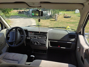 VOLKSWAGEN TRANSPORTER KOMBI 1998a (2 foto / 8)