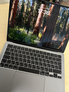 MacBook Air 2022 M2 13.6 (5 foto / 7)