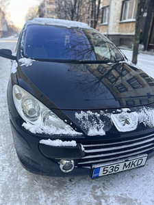 Peugeot 307 автомат (2 фото из 9)