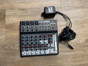 Behringer Xenyx 1202FX Mixer with Effects (1 foto / 1)
