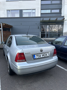 VW BORA 2003 1.6 75kW (3 foto / 9)