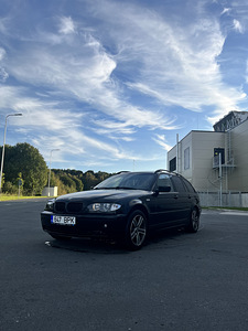 2003 BMW 318i 2.0 105kW (2 foto / 10)