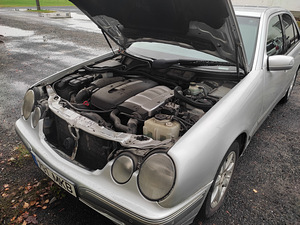 Мерседес бенц w210 (6 фото из 6)