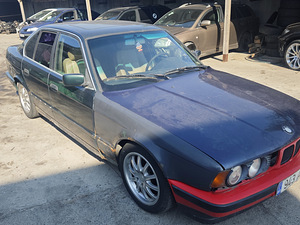 BMW e34 на запчасти (1 фото из 6)