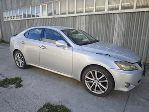 Lexus IS 220 2.2 D 130kW varuosadeks (1 foto / 6)
