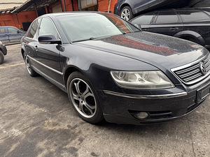 VW Phaeton varuosadeks (3 foto / 7)