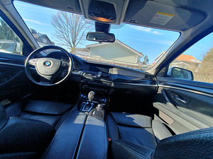 BMW 530 Xdrive (7 foto / 9)