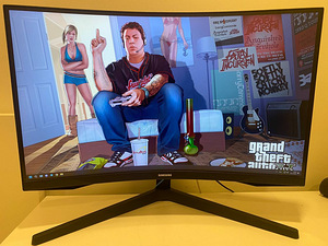 Samsung Odyssey G5, 27", Curved, QHD, 144Hz 2K (1 foto / 3)