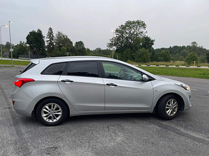 Hundai I30 (2 фото из 8)