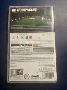 Nintendo Switch Fifa 23 (2 foto / 3)