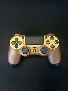 PlayStation 4 Pult (1 foto / 1)