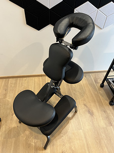 Массажное кресло RESTPRO (2 фото из 3)