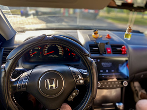 Honda accord (1 foto / 15)