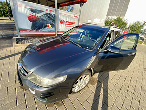 Honda accord (12 foto / 15)