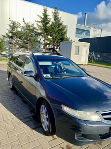 Honda accord (14 foto / 15)