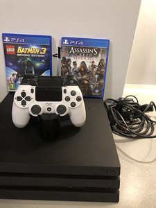 PlayStation 4 pro 1 ТБ (4 фото из 4)