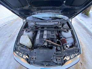 E46 323i Driftikas (6 фото из 6)