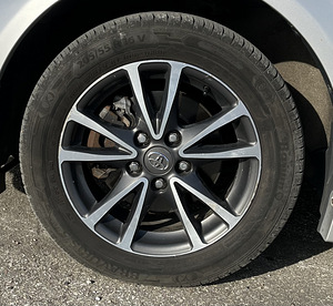 TOYOTA AVENSIS LINEA SOL (6 foto / 11)