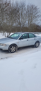АУДИ А4 1995 1.6Б (5 фото из 8)