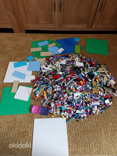 LEGO klotsid ja alusplaadid 8,7 kg (foto #1)