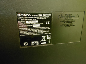 Телевизор Sony (2 фото из 4)