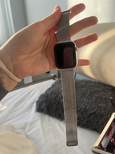 Müüa Apple Watch (3 foto / 4)
