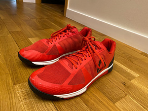 Reebok treeningtossud (5 foto / 6)