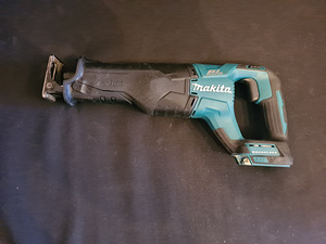 Makita DJR187z akutiigersaag (1 foto / 4)