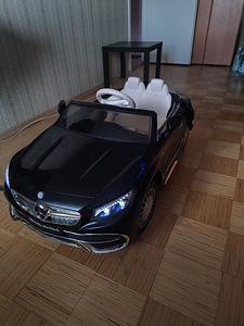 Мercedes maybach (1 фото из 5)