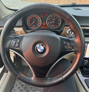 BMW e92 320i manuaal (8 foto / 15)