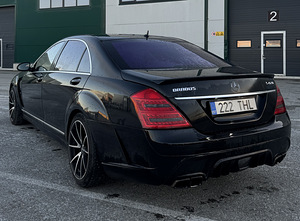 Mercedes-benz S-class Brabus w221 (1 foto / 15)
