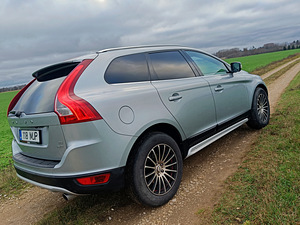 Volvo xc60 D5, 151kw HÄSTI HOOLDATUD (3 foto / 11)