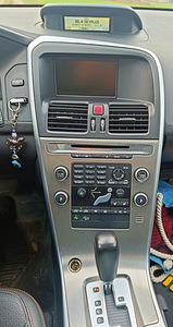 Volvo xc60 D5, 151kw HÄSTI HOOLDATUD (7 foto / 11)