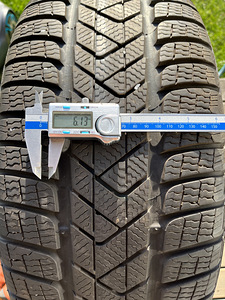 Talverehvid Pirelli Sottozero 3 M+S (245/45 R19) (1 foto / 4)