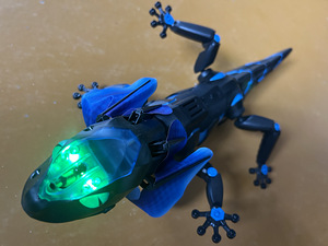 Игрушка на пульте Lizardbot (3 фото из 5)