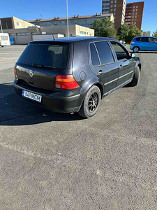 Volkswagen golf 1.4 benz (2 foto / 4)