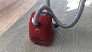 Пылесос BOSCH Sphera 28 1800W (2 фото из 2)