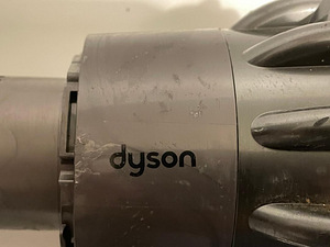 Мотор Dyson sv14 + аккумулятор (1 фото из 3)