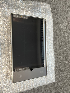 Lenovo YOGA smart tab (6 foto / 9)