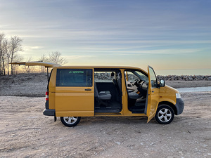 Volkswagen Transporter T5 (3 foto / 15)